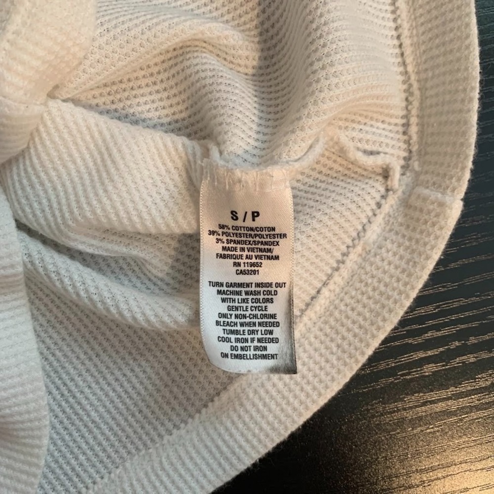 Aeropostale Y2K Waffle Knit White Long Sleeve Shirt Logo Preppy Women's Small - Picture 6 of 8